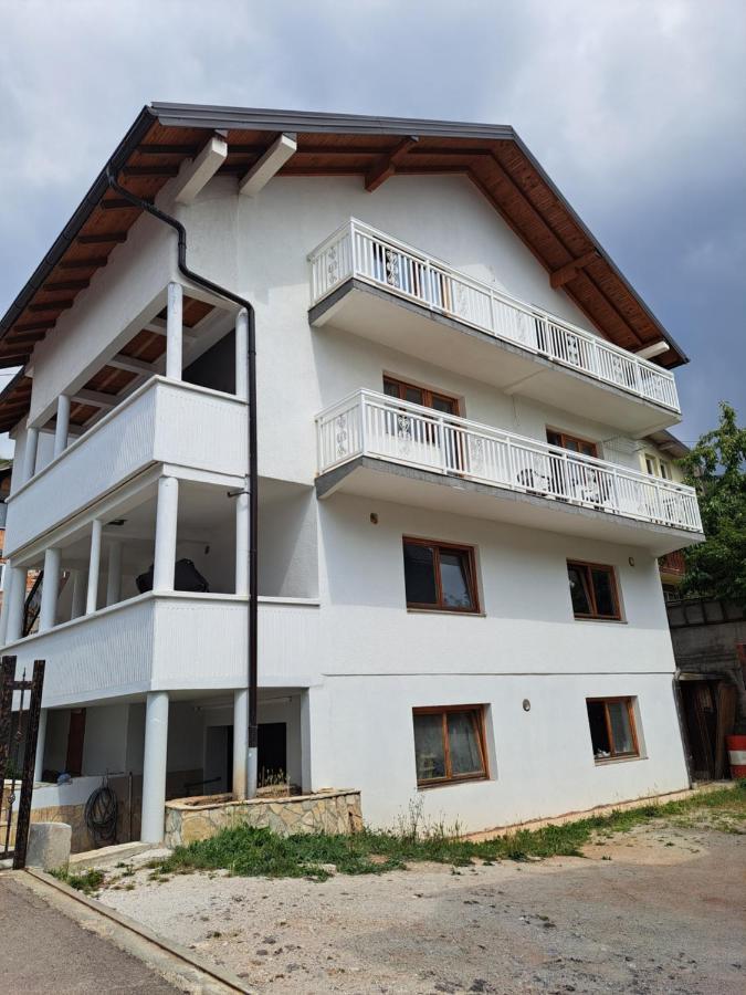 Apartments Neyla SJJ Exterior foto